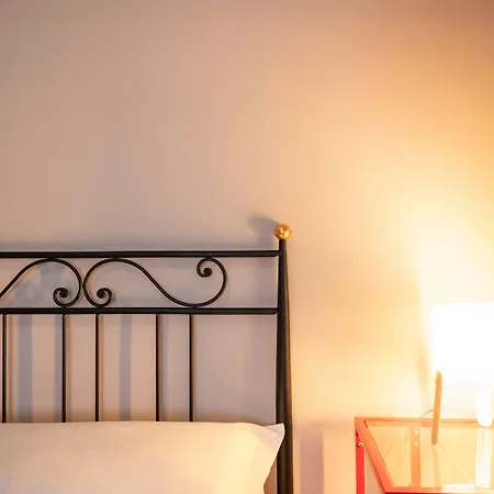 Liodoro Oda ve Kahvaltı Katanya