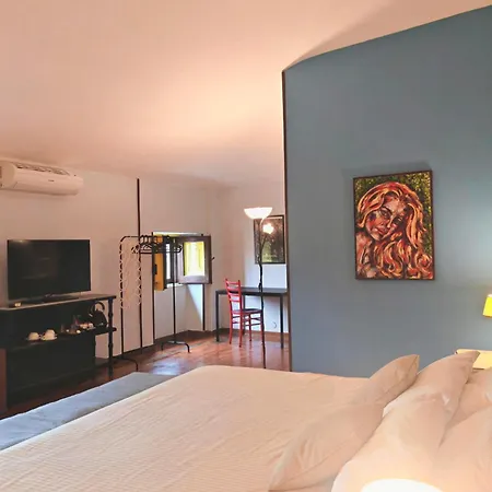 فندق مبيت وإفطار Liodoro 4*